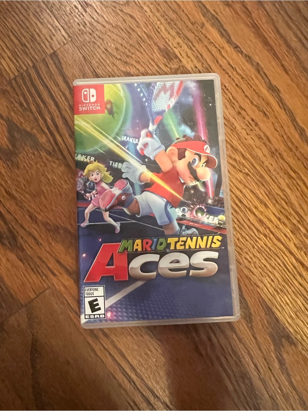 Nintendo switch Mario Tennis Aces game with case